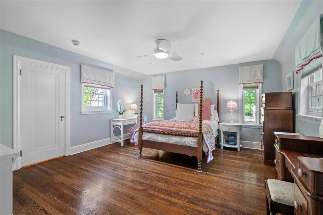 401 Parker Dr
