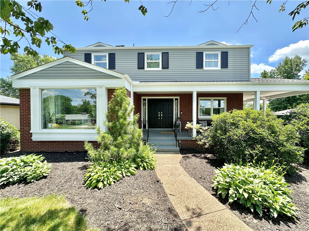 2467 Broadlawn Dr