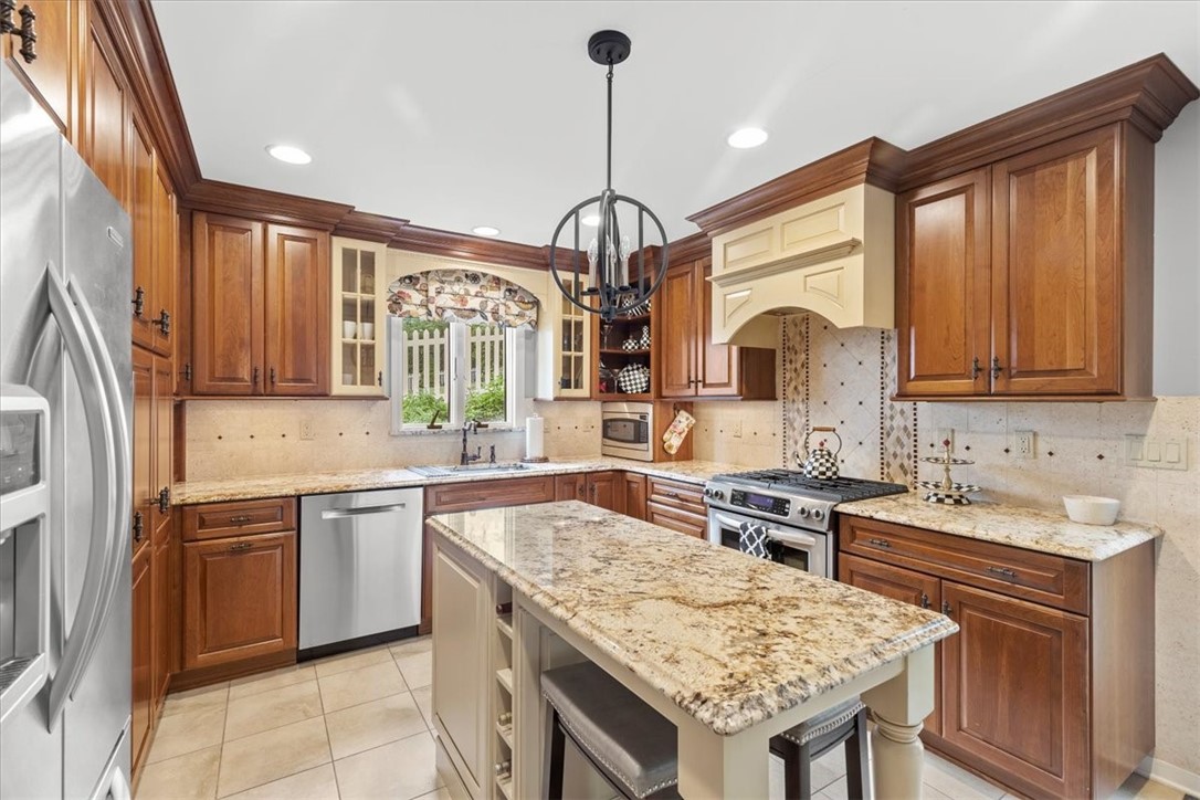 31 Woodland Dr