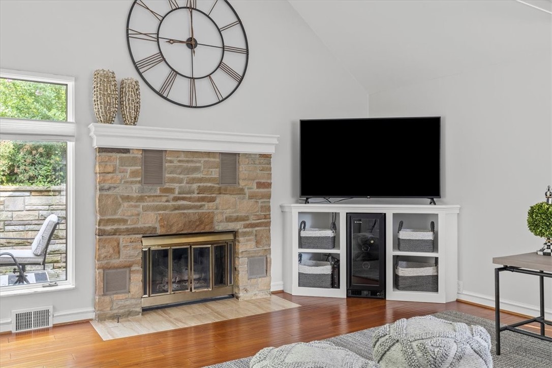 31 Woodland Dr