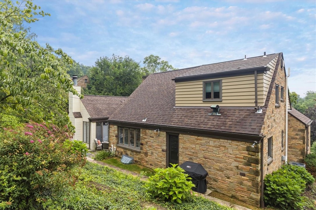 31 Woodland Dr