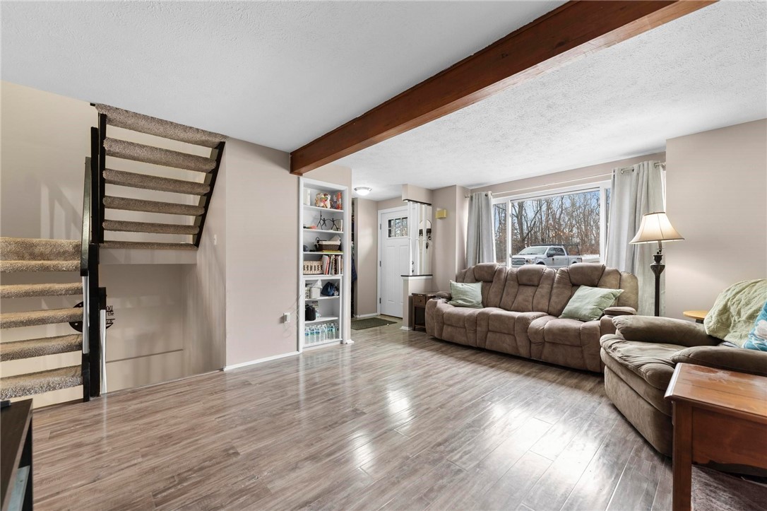 3106 Laurel Ridge Cir