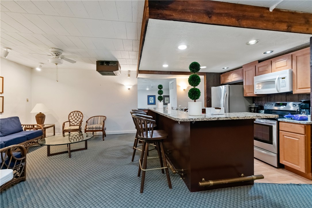 900 Washington Road 106
