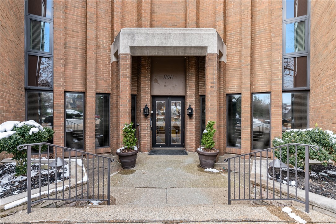 900 Washington Road 106