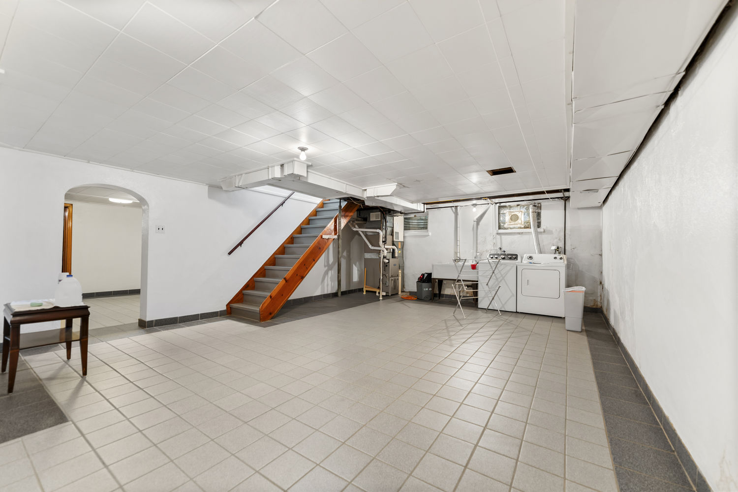 927 McNeilly ROAD