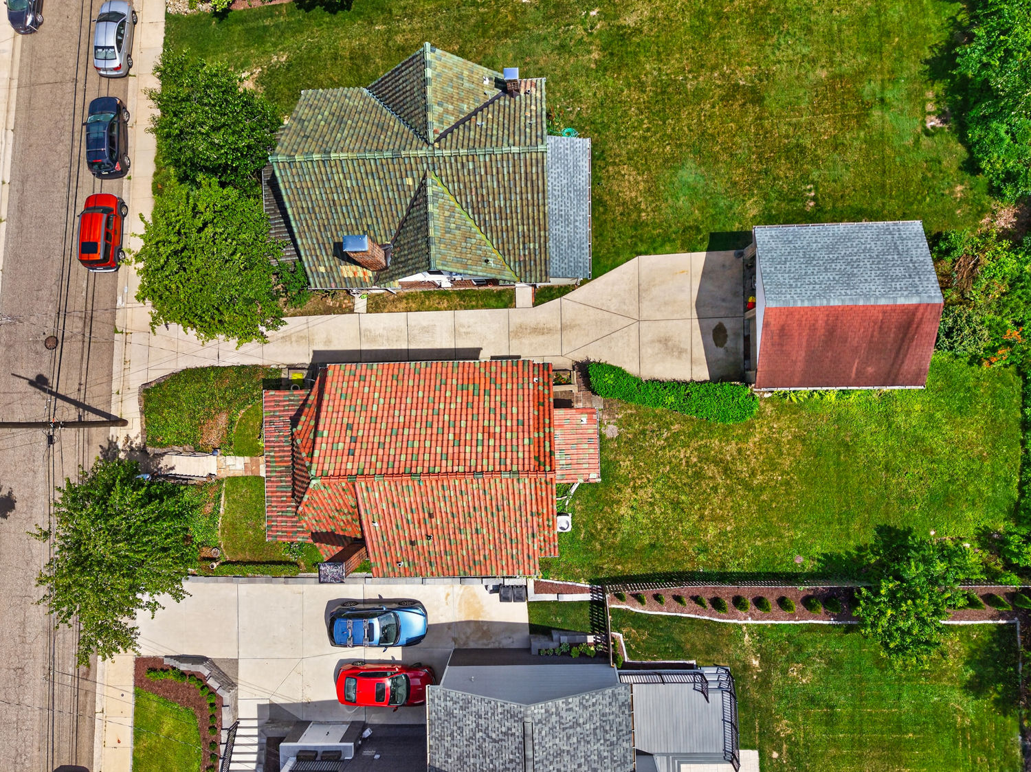 246 Hazel DRIVE