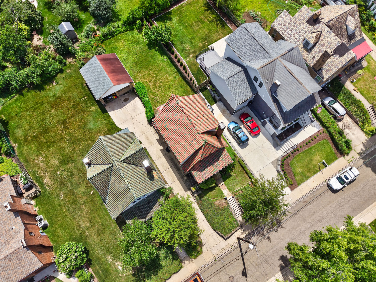 246 Hazel DRIVE