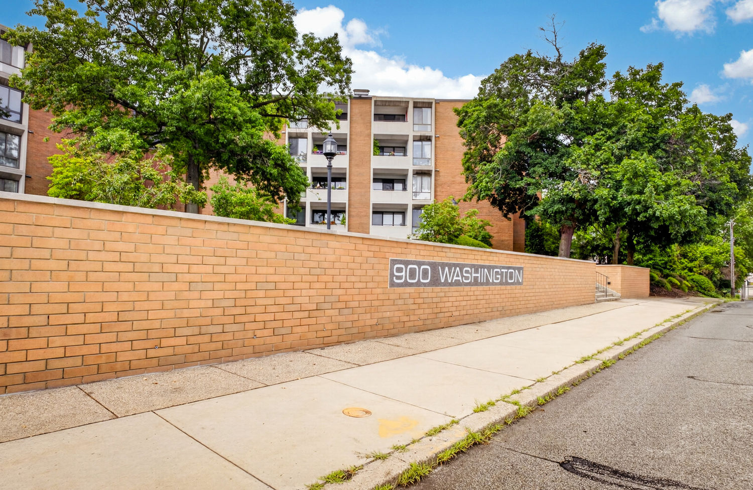 900 Washington ROAD 212