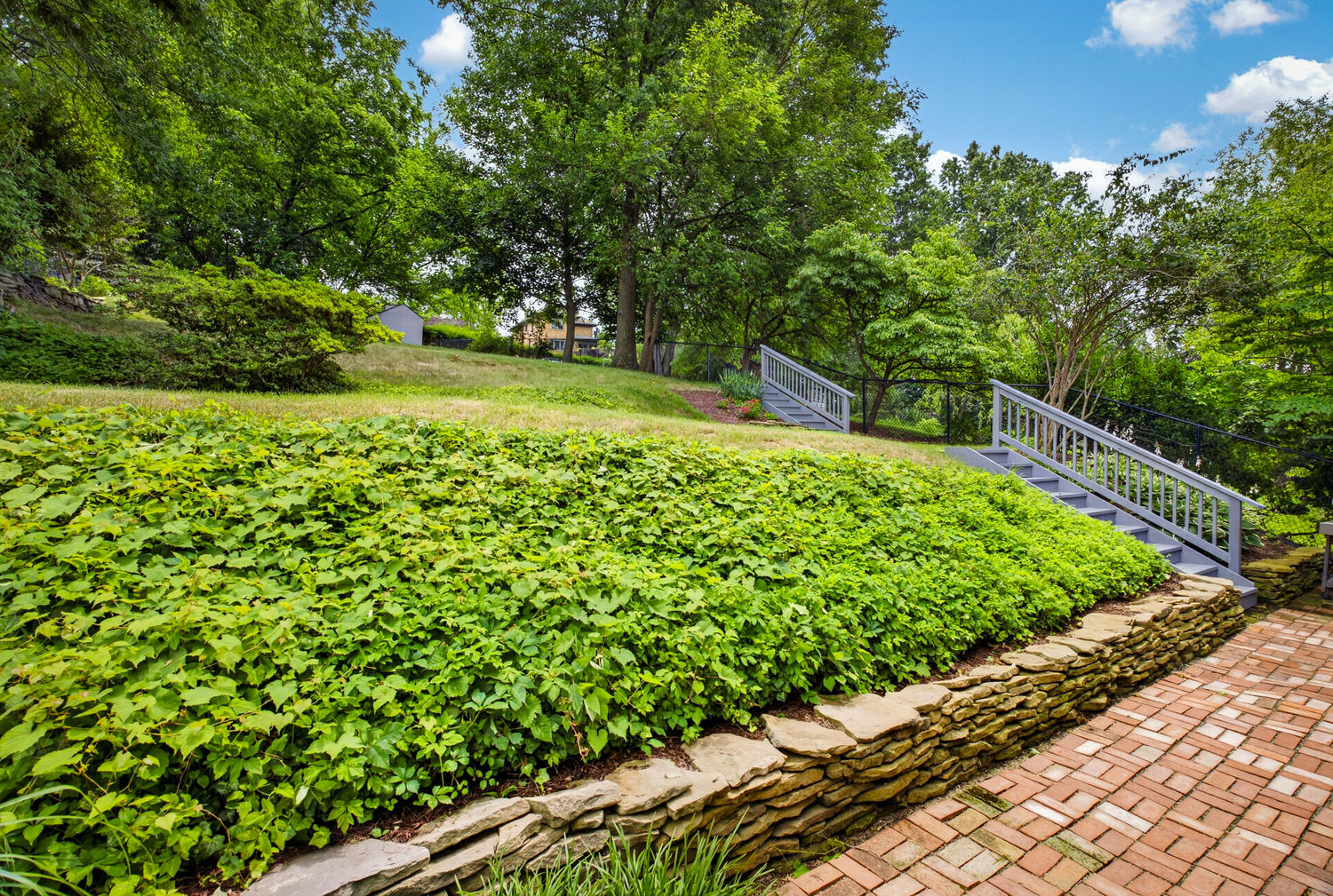 161 Woodhaven DRIVE
