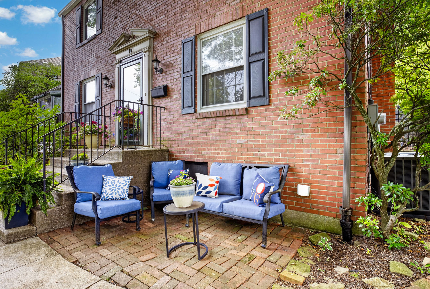 161 Woodhaven DRIVE