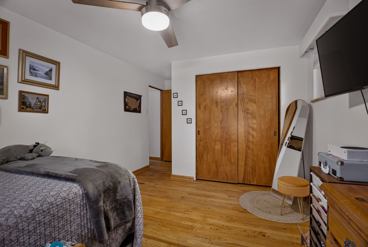 1304 Cochran ROAD