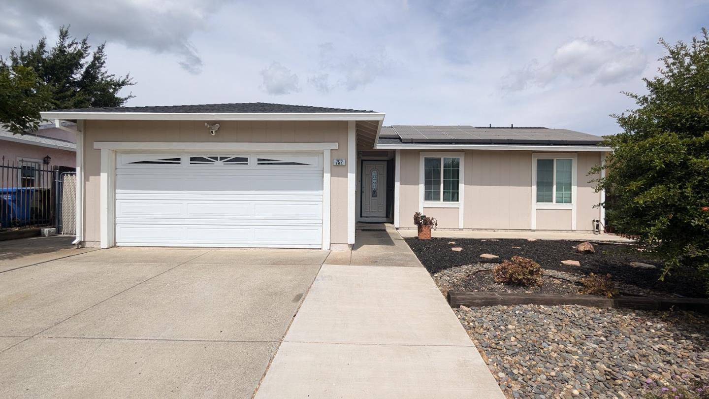 752 Andrea Way