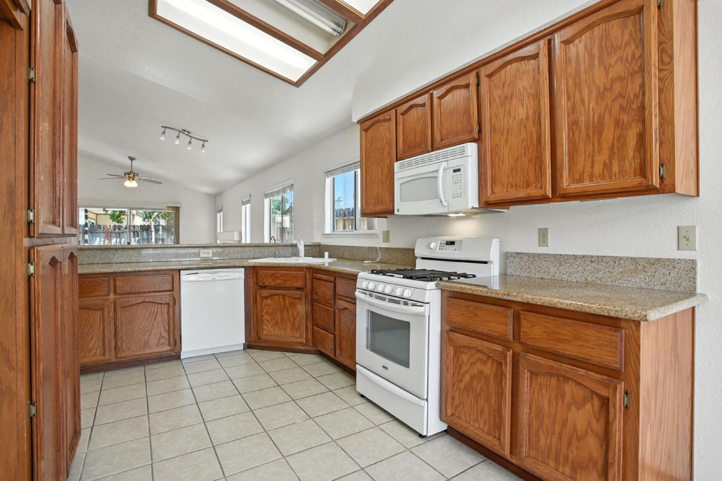 8534 Shadow Crest Circle