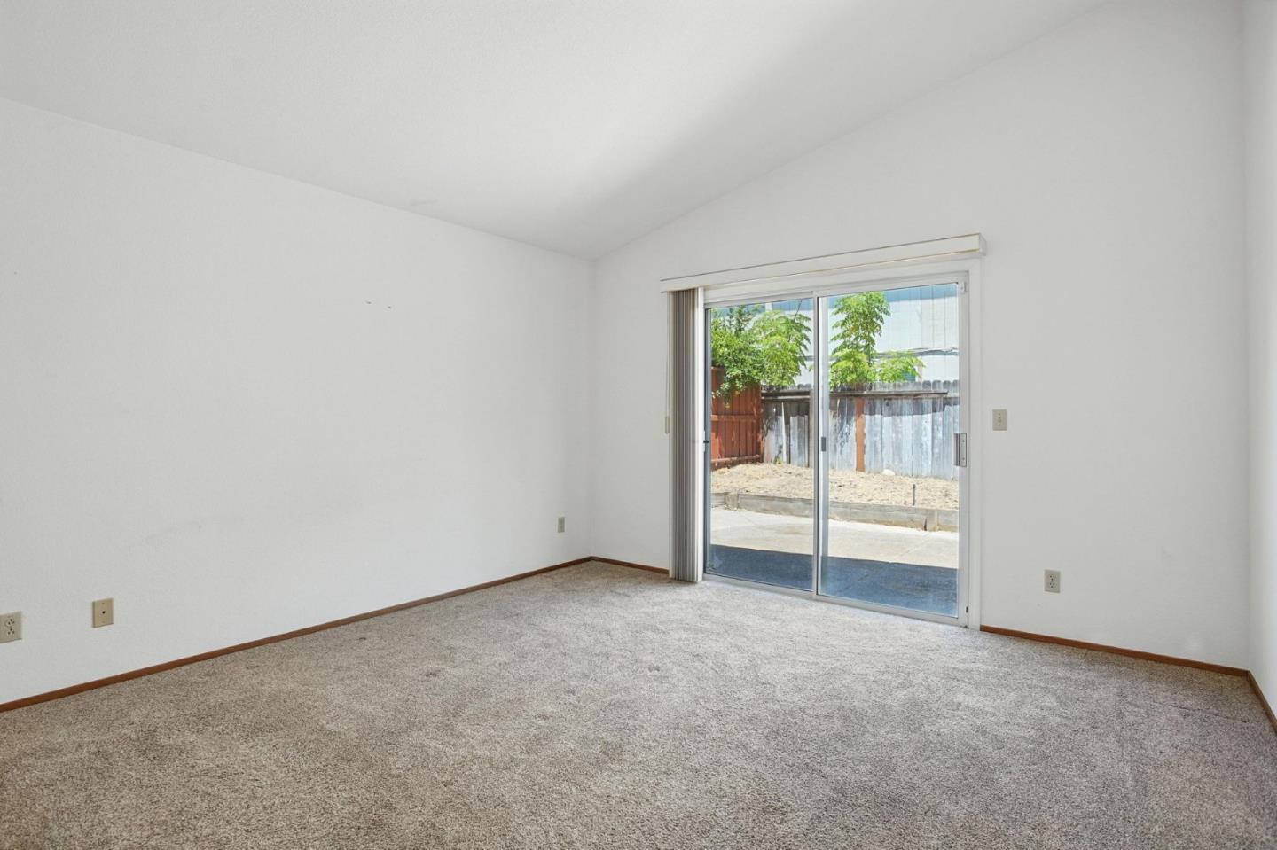 8534 Shadow Crest Circle
