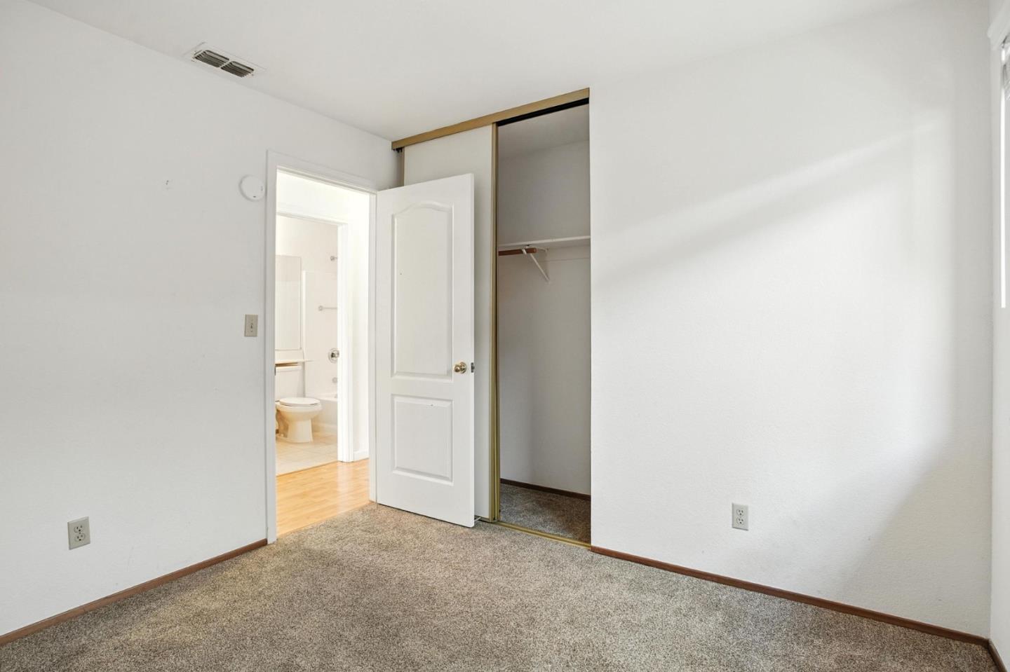 8534 Shadow Crest Circle