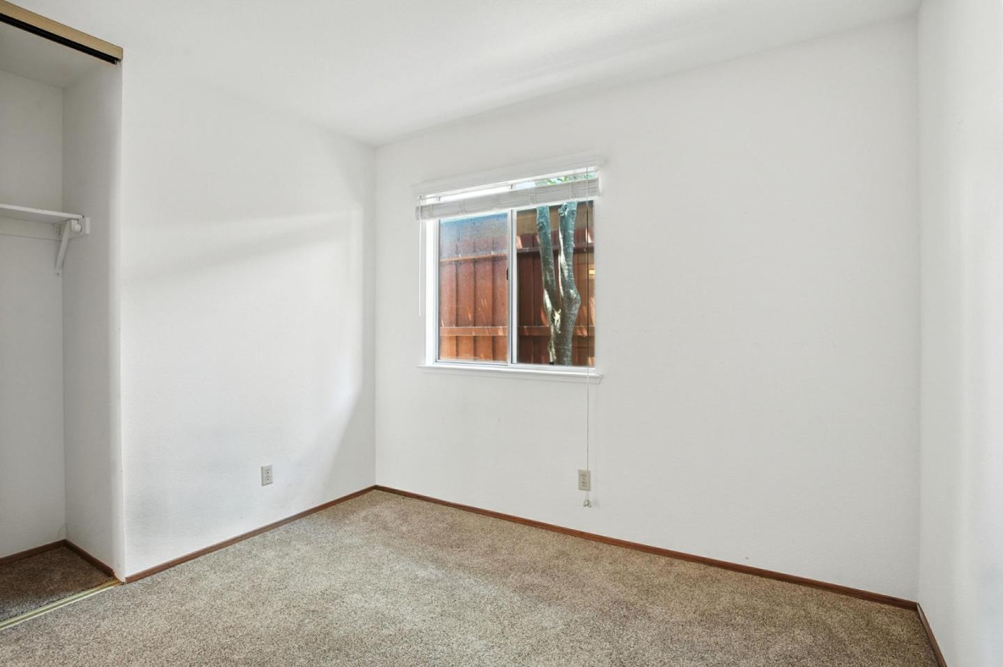 8534 Shadow Crest Circle