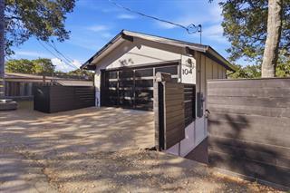 104 Winding Way