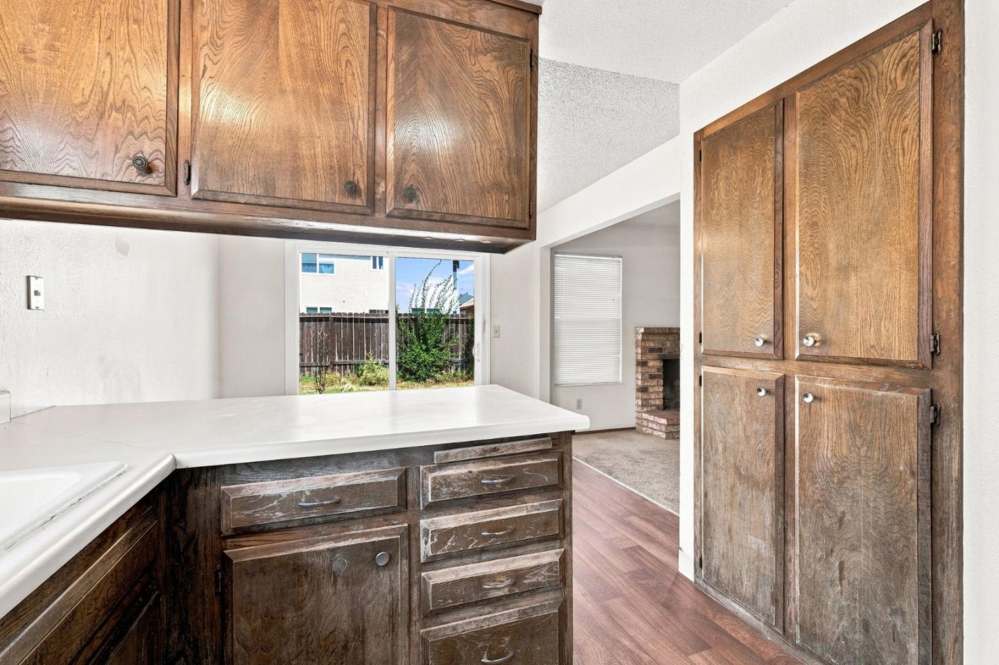 62 Mosswood DR