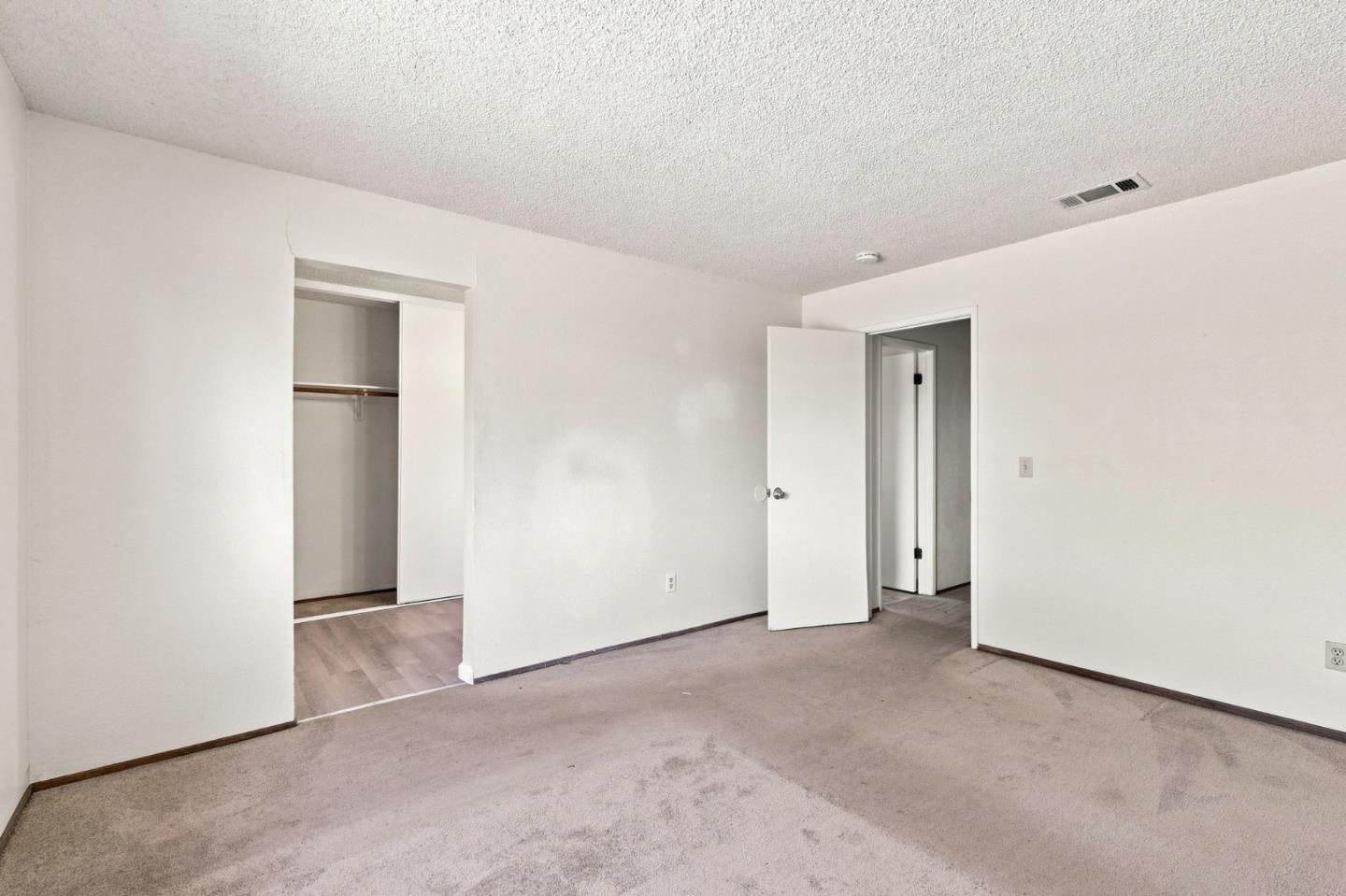 62 Mosswood DR