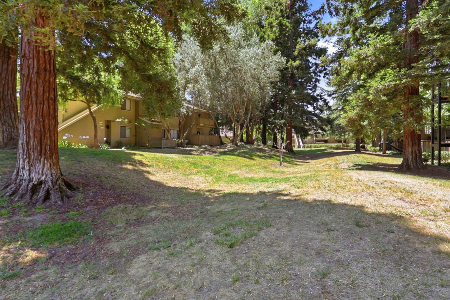 5232 Makati Circle