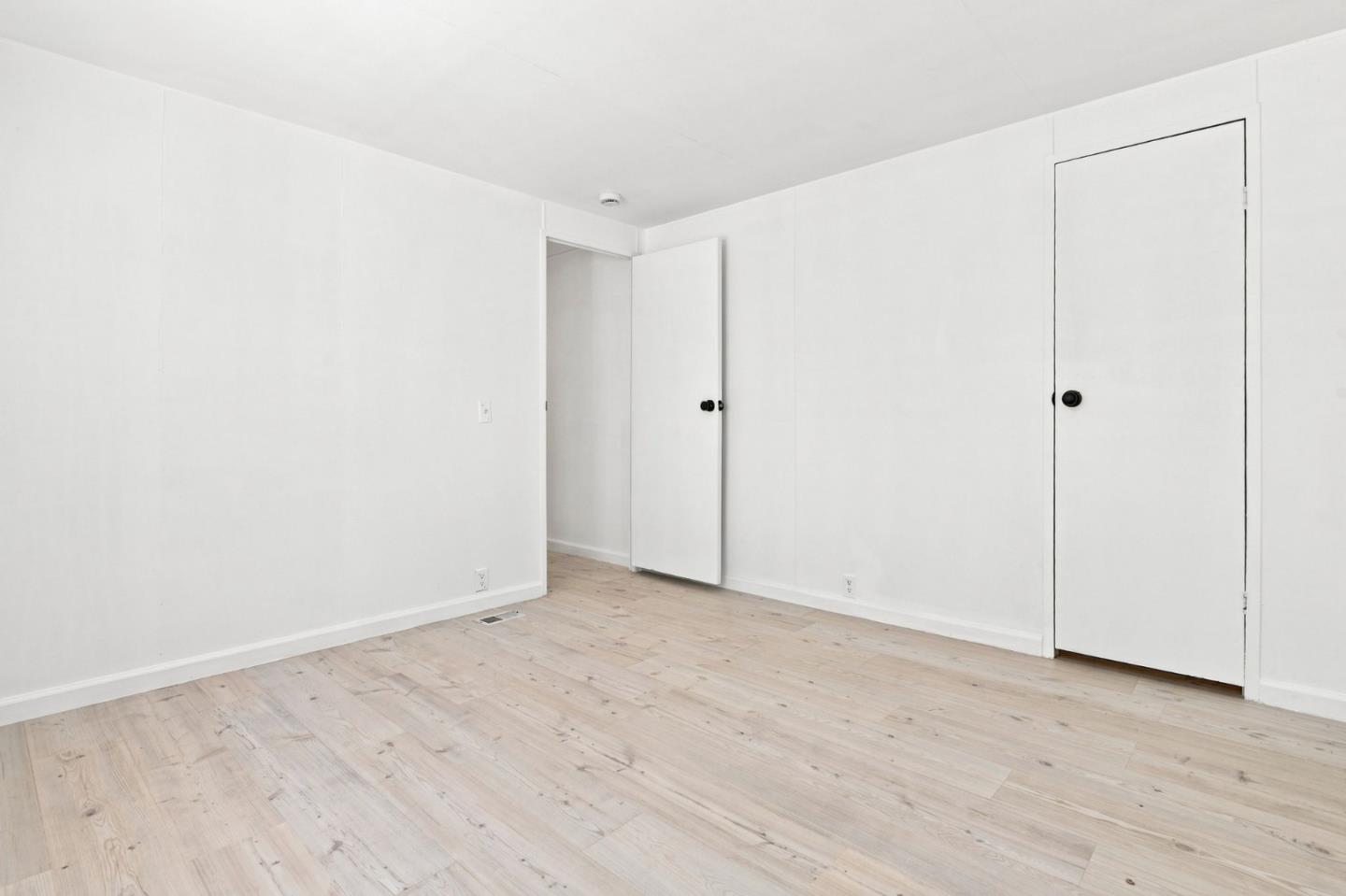 812 W Clover RD 75