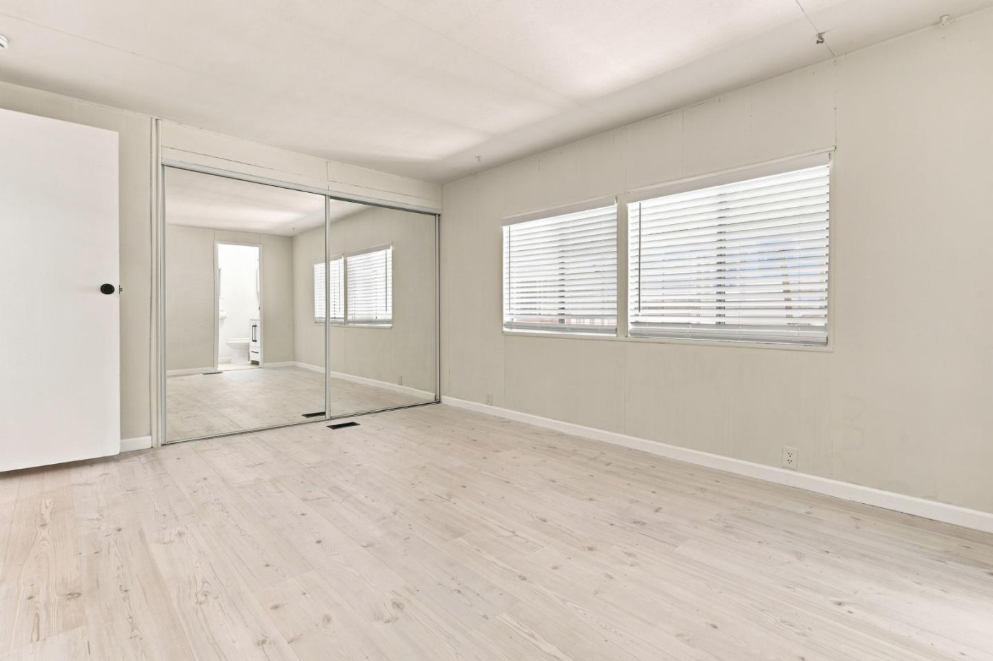 812 W Clover RD 75