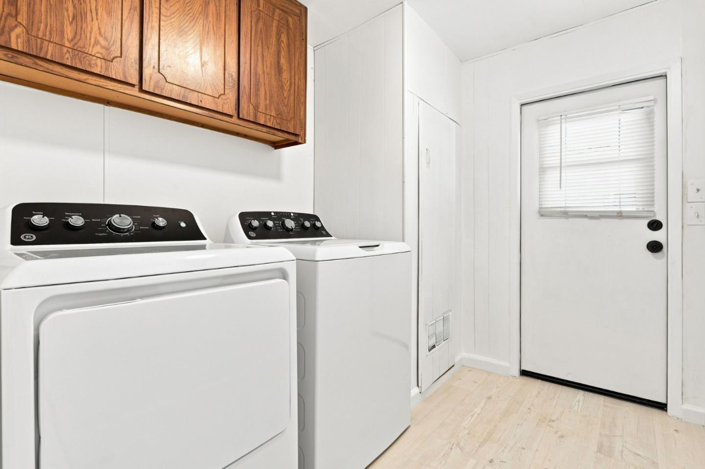 812 W Clover RD 75