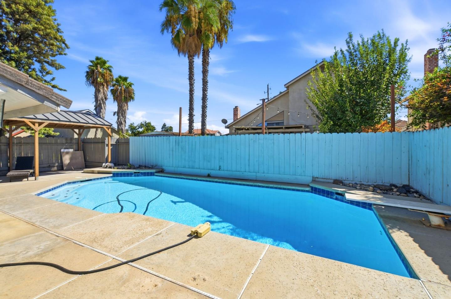 2512 Burlwood DR