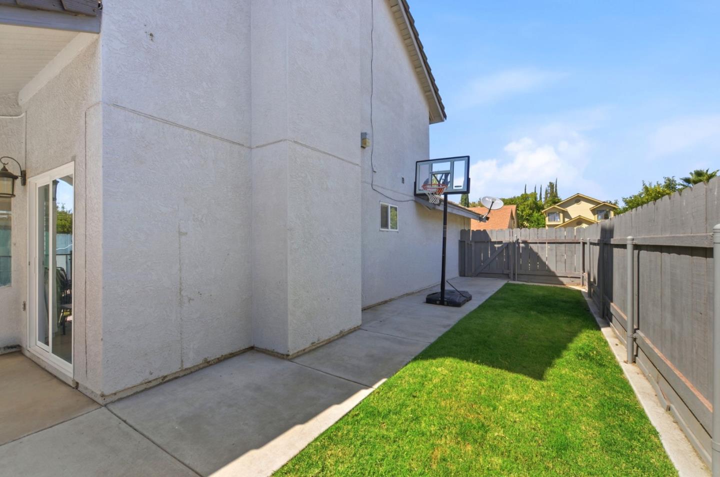2512 Burlwood DR