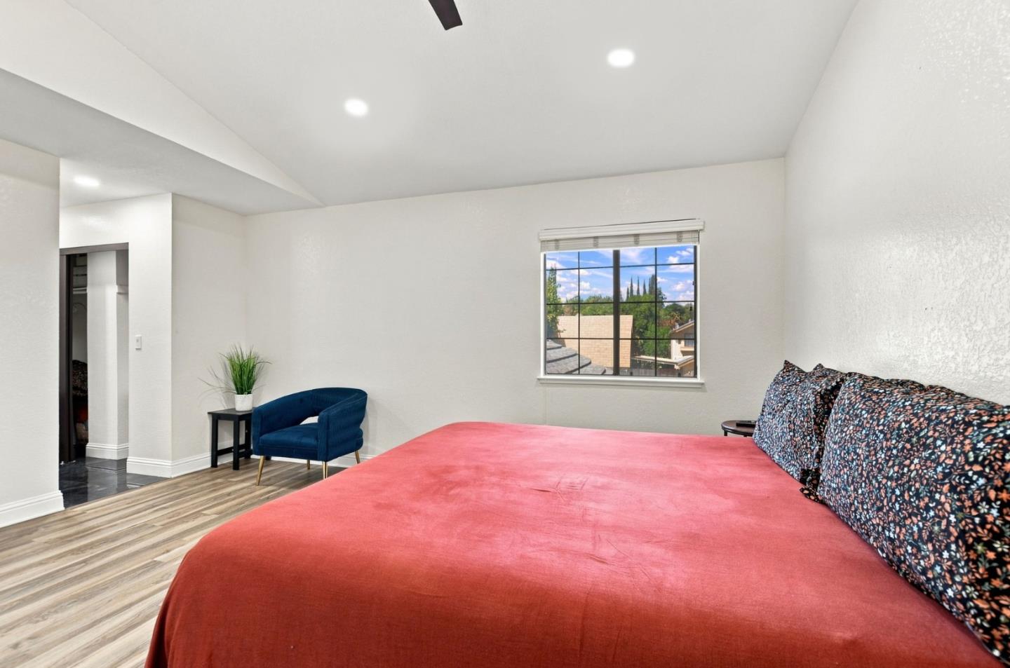 2512 Burlwood DR