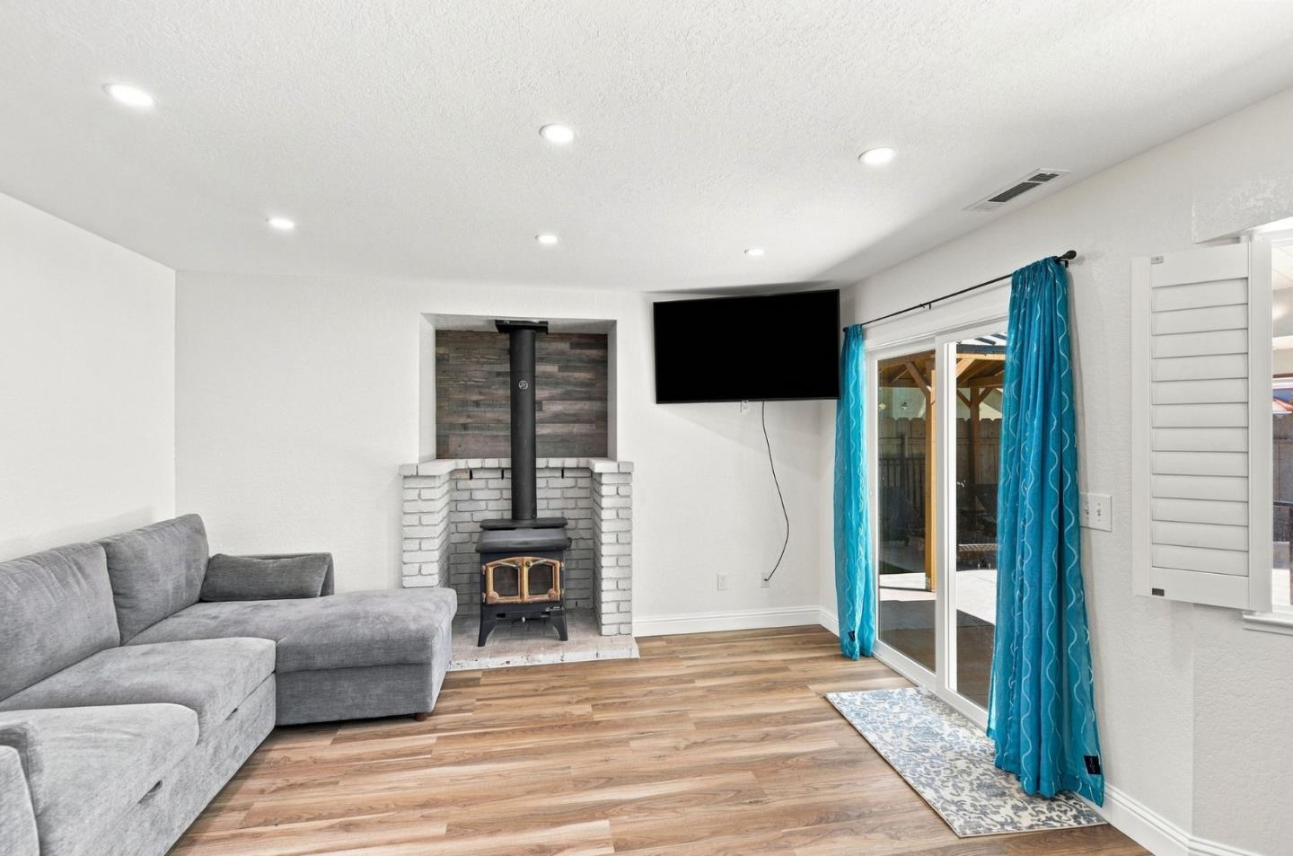 2512 Burlwood DR
