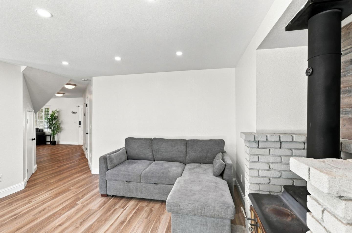 2512 Burlwood DR