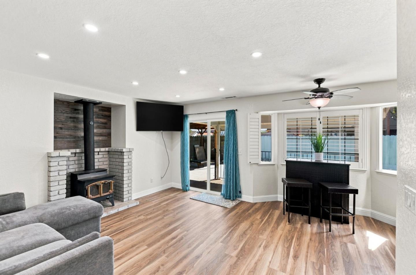 2512 Burlwood DR