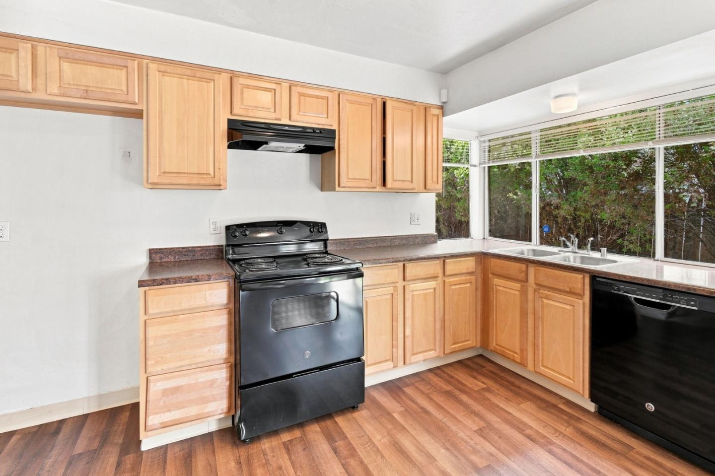 2338 Bobwhite CT