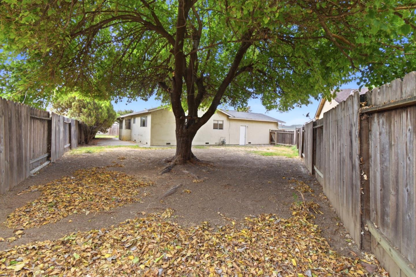 2338 Bobwhite CT