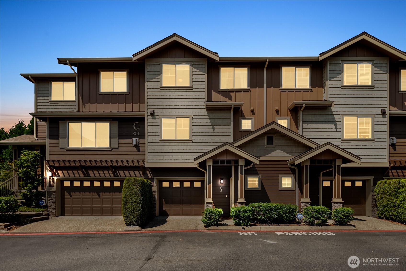 301 Chelan Place NE Unit: C2