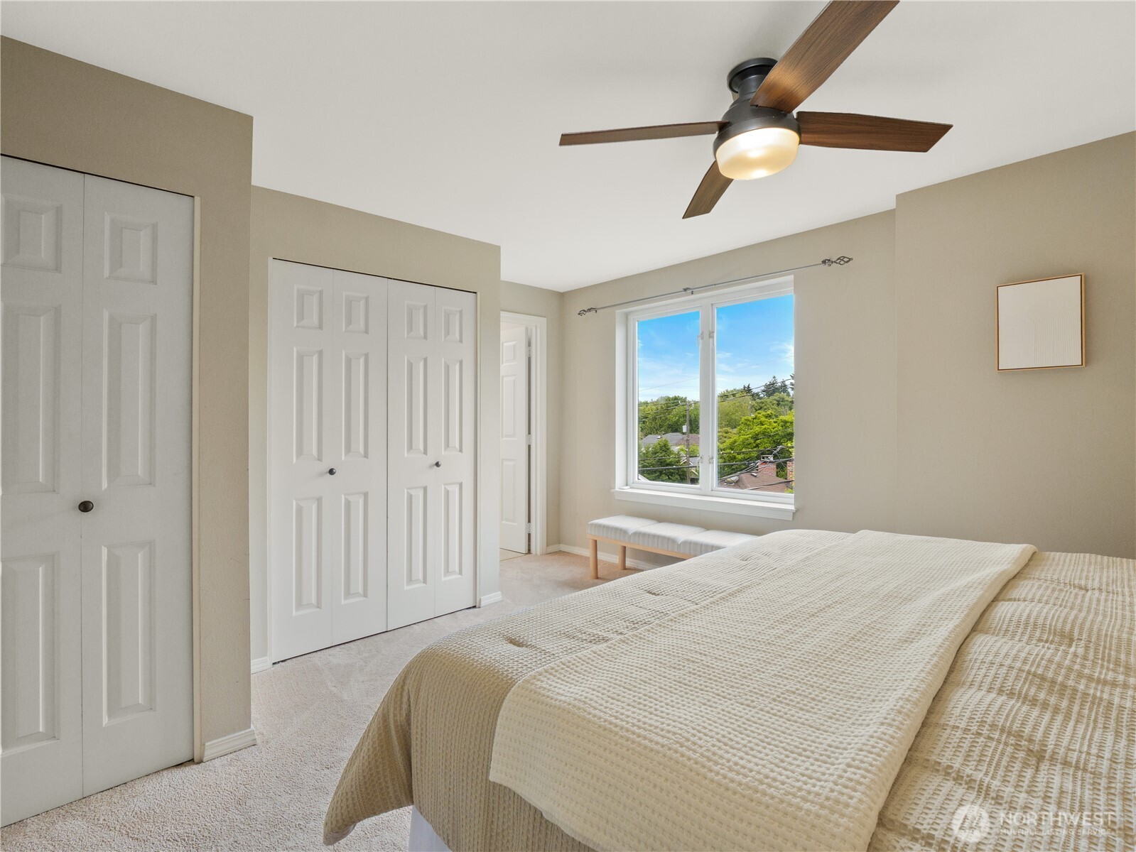 5624 Roosevelt Way NE Unit: 302