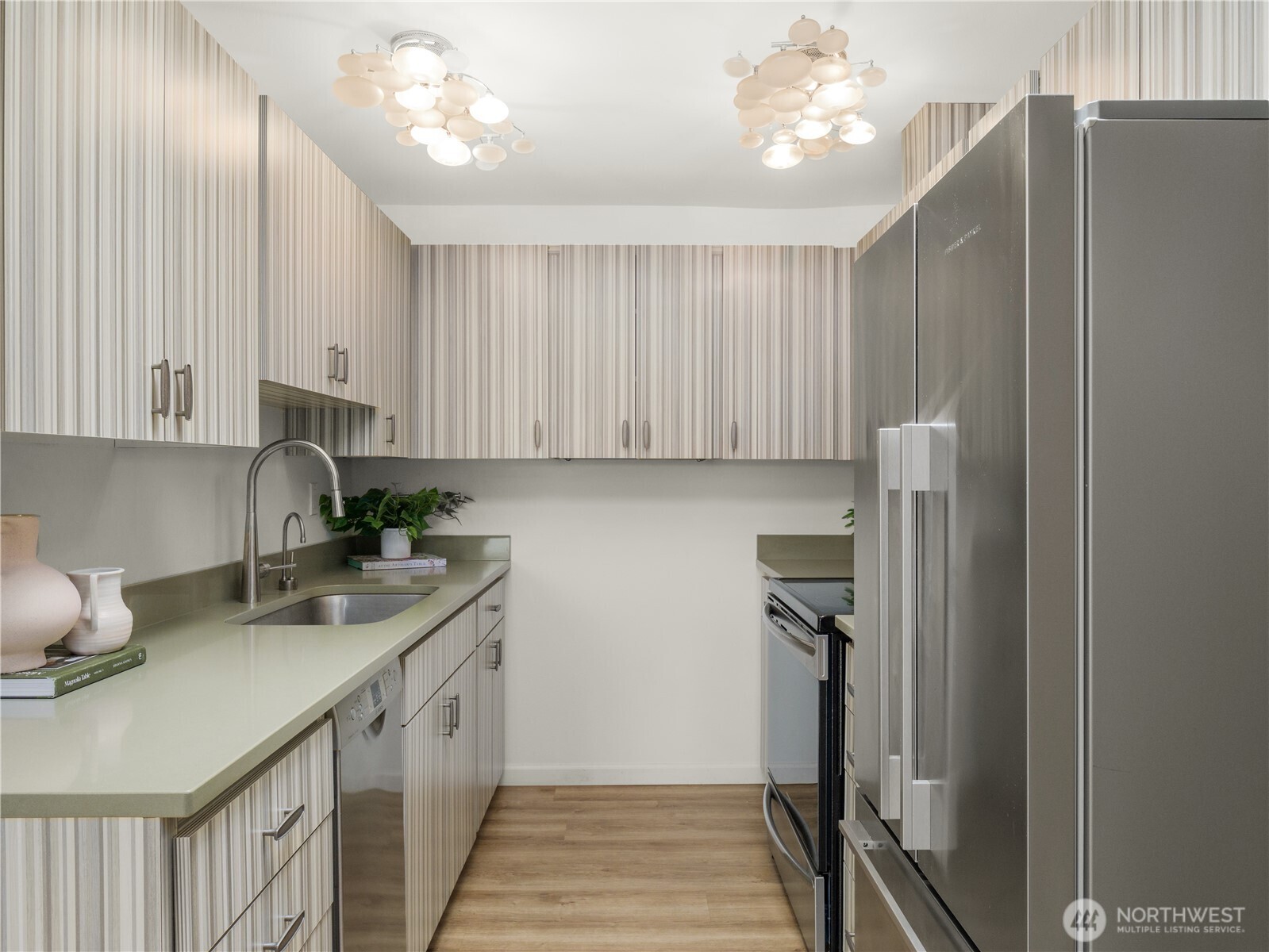5624 Roosevelt Way NE Unit: 302
