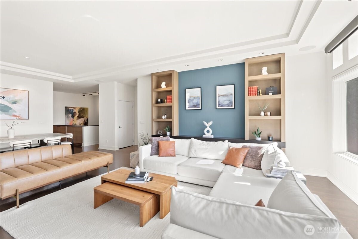 1958 Harvard Avenue E Unit: 201
