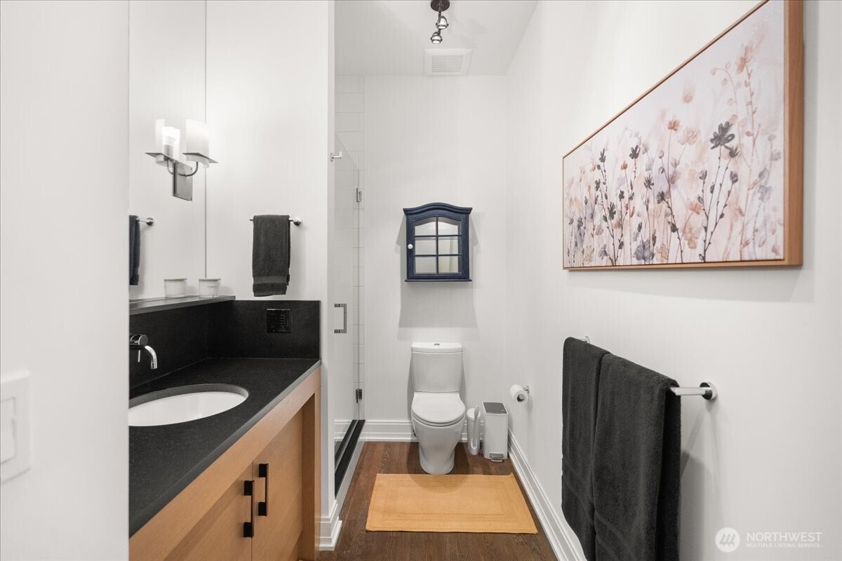 1958 Harvard Avenue E Unit: 201