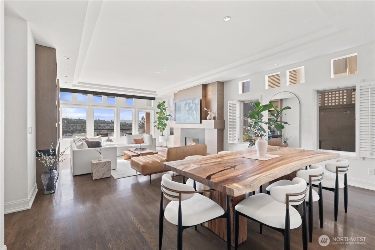 1958 Harvard Avenue E Unit: 201
