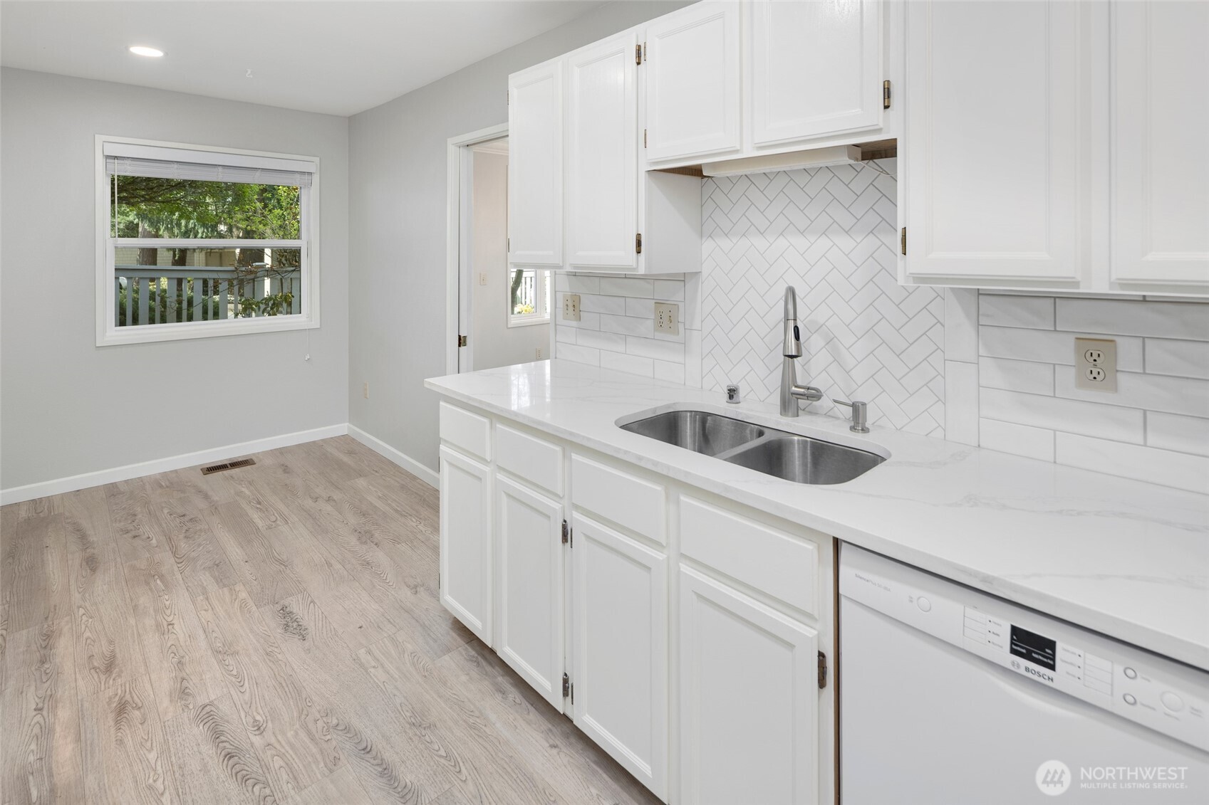 4084 220th Place SE Unit: 1038