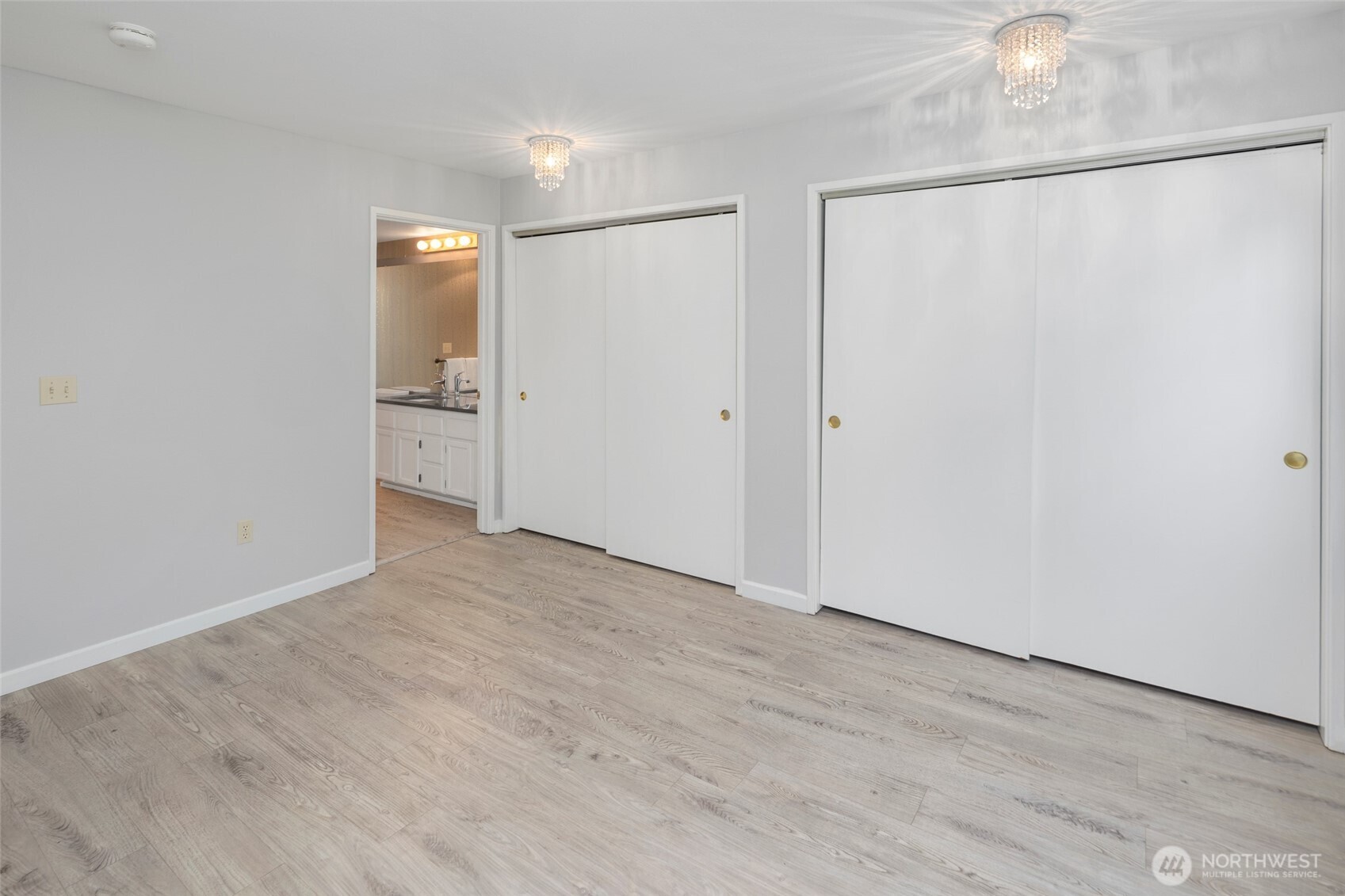 4084 220th Place SE Unit: 1038