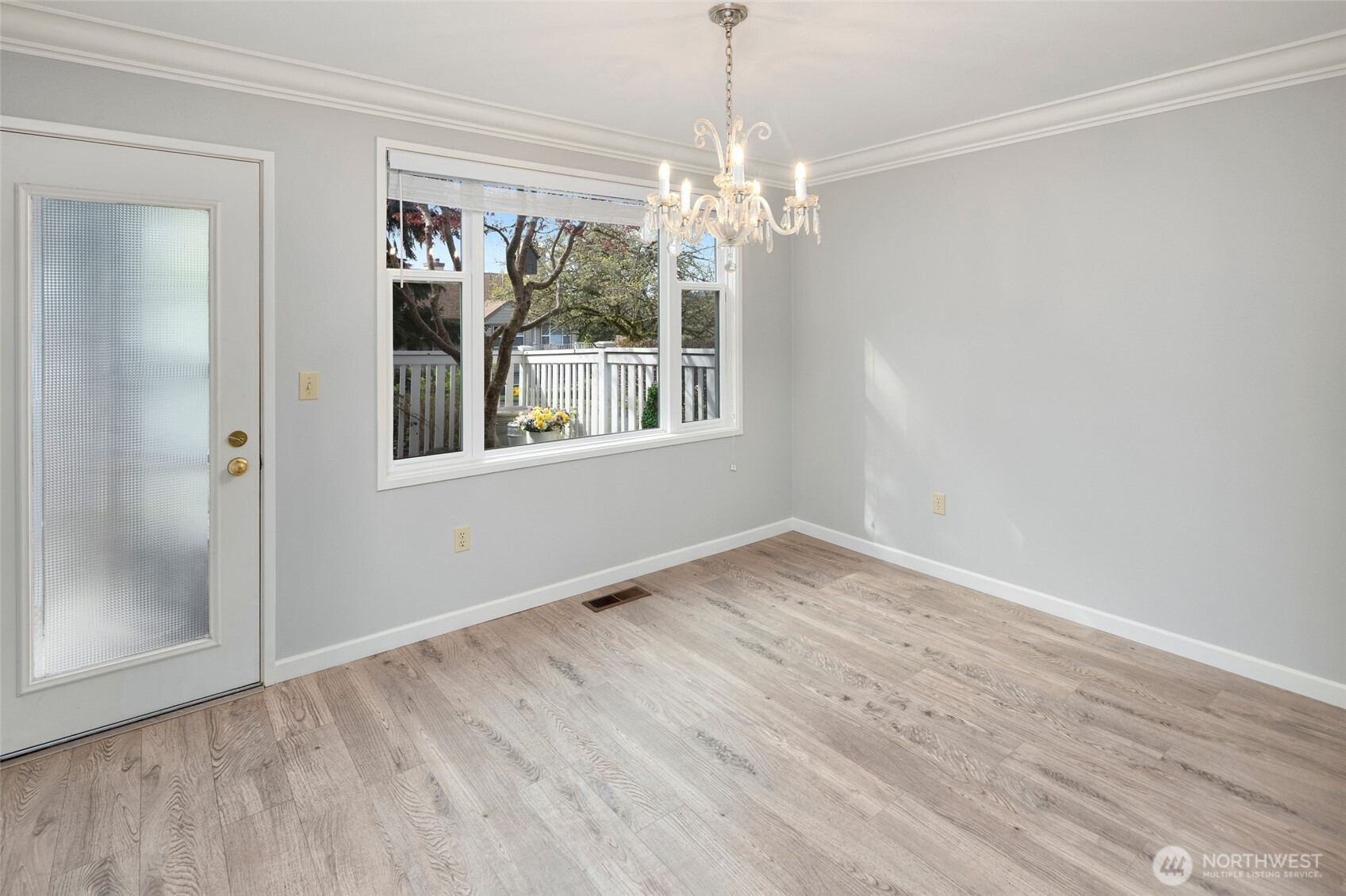 4084 220th Place SE Unit: 1038