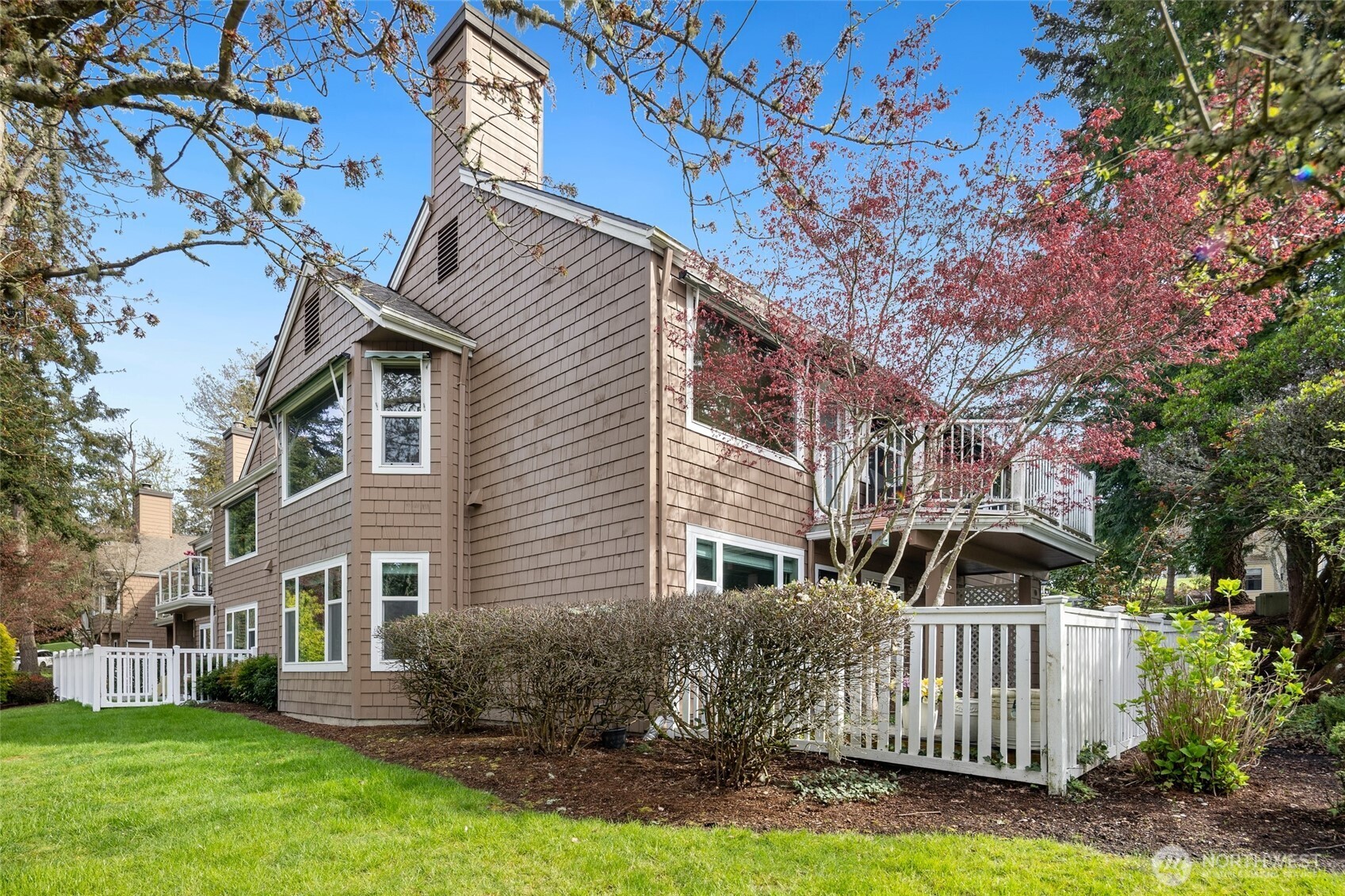 4084 220th Place SE Unit: 1038