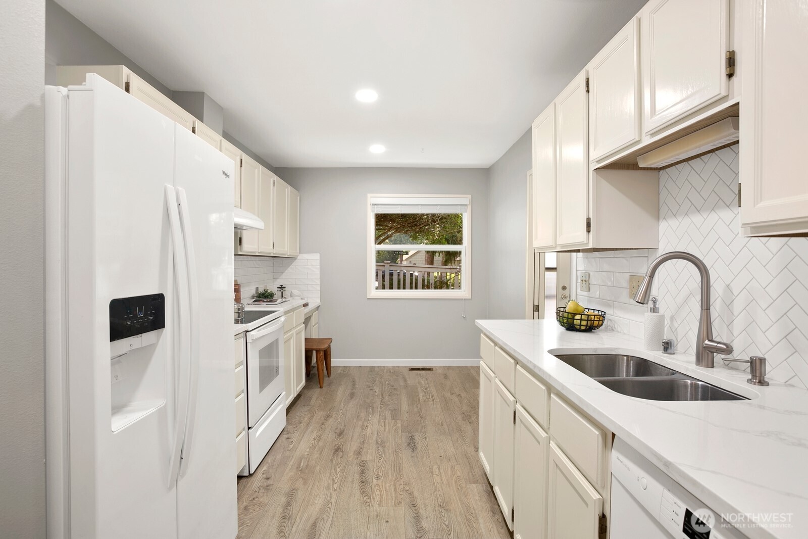 4084 220th Place SE Unit: 1038