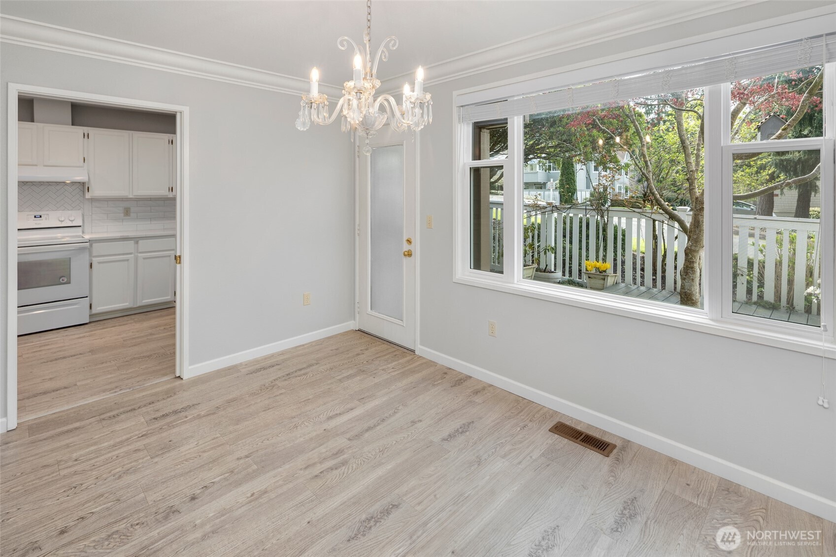4084 220th Place SE Unit: 1038