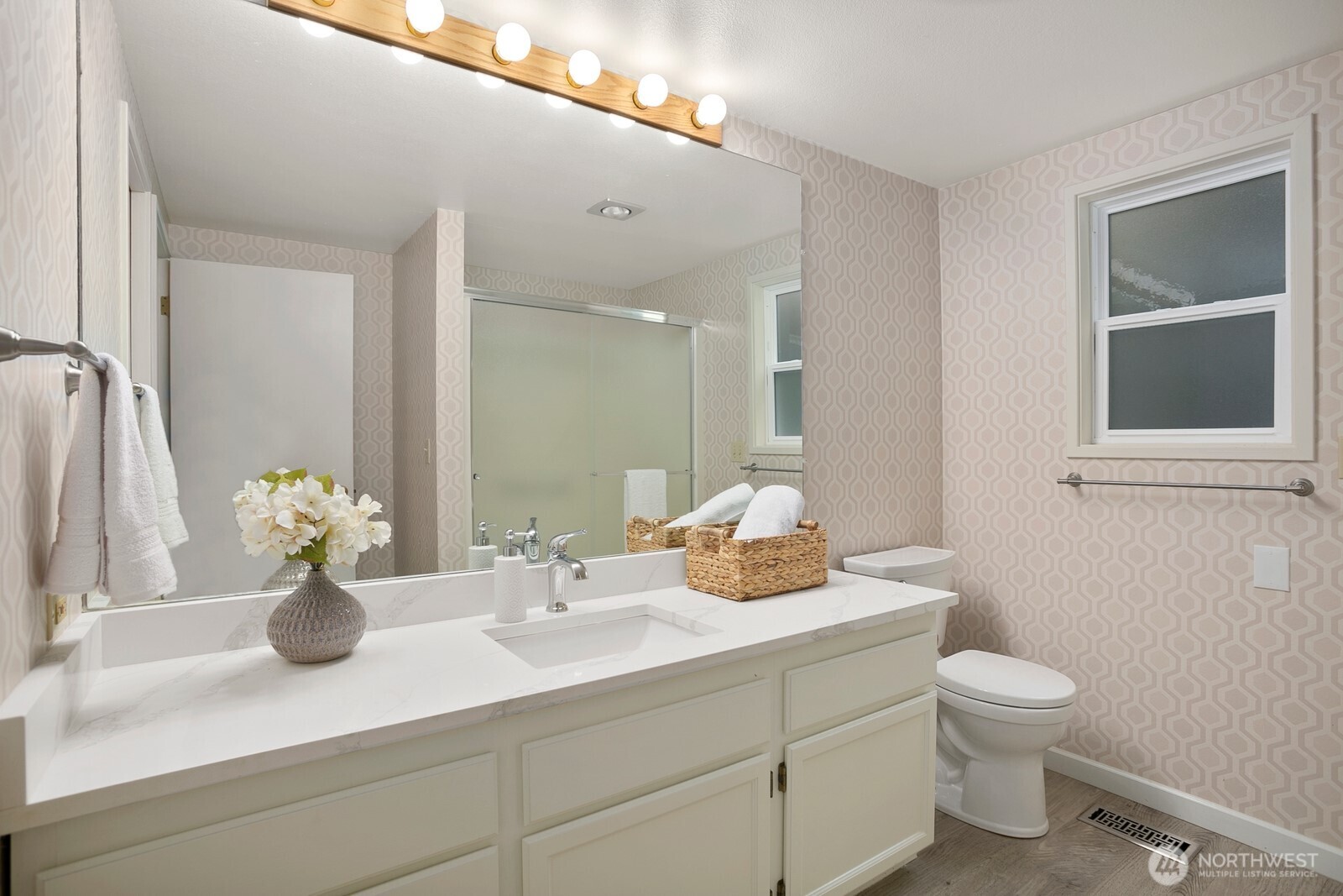 4084 220th Place SE Unit: 1038