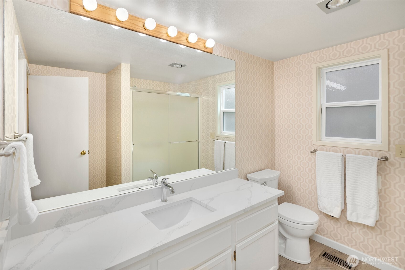 4084 220th Place SE Unit: 1038