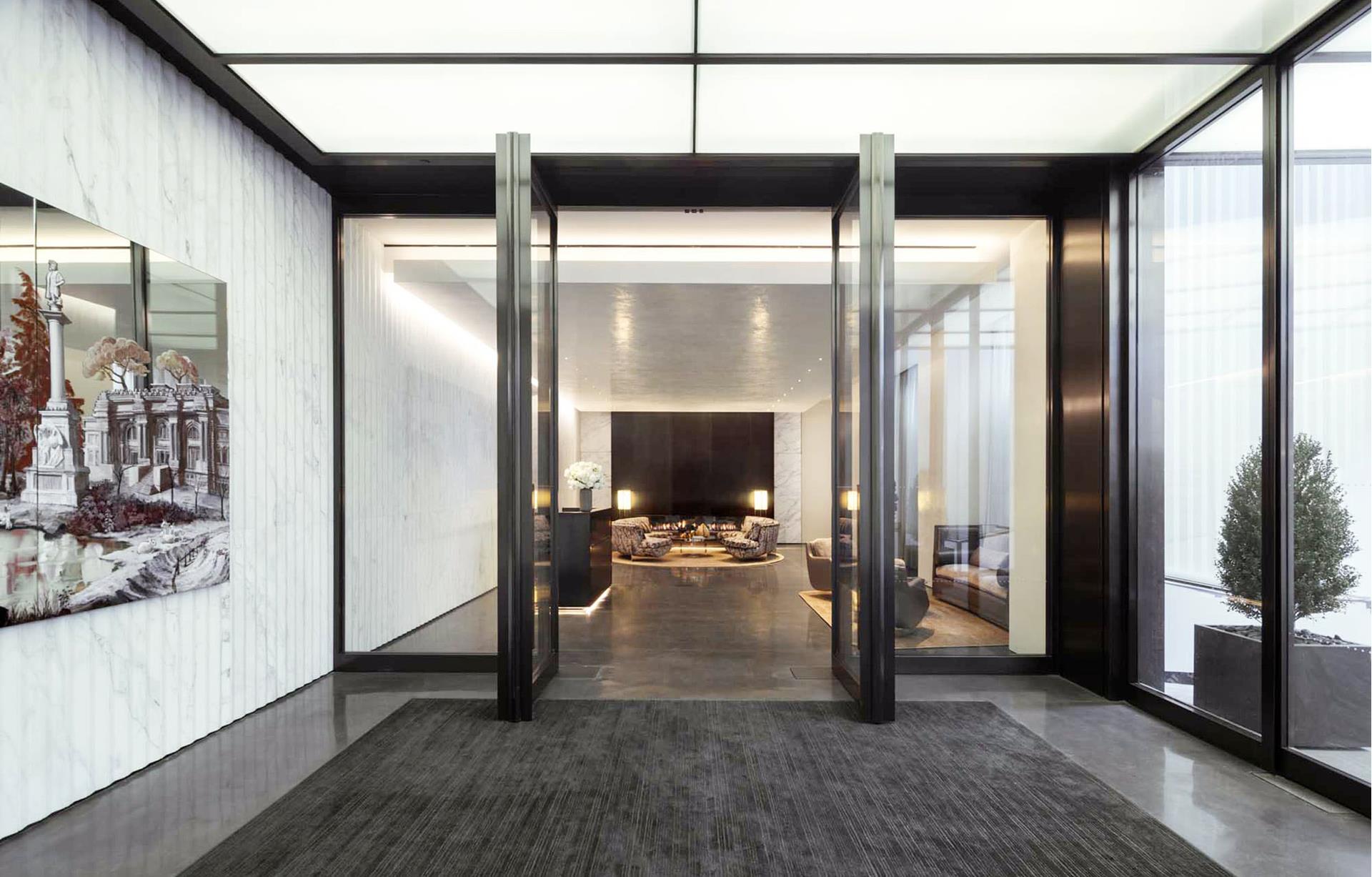 100 E 53RD Street 20B